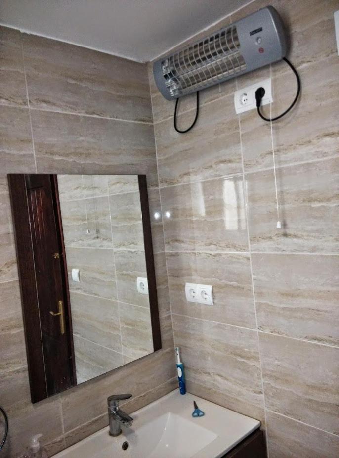 Piso Compartido Cerca De La Universidad Ceu Монкада Экстерьер фото